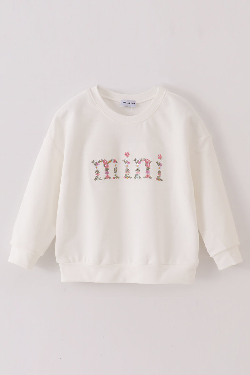 White Mini Embroidery Mom&me Sweatshirt