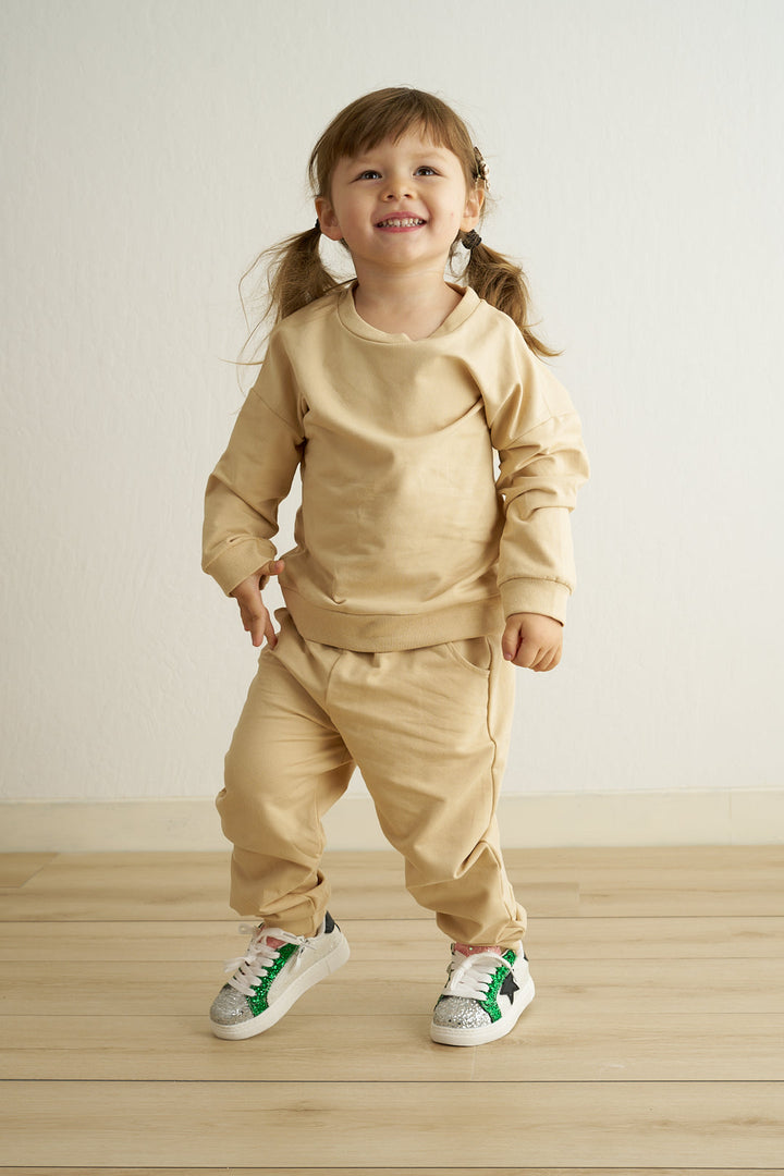 Beige Sweatshirt & Pants Set