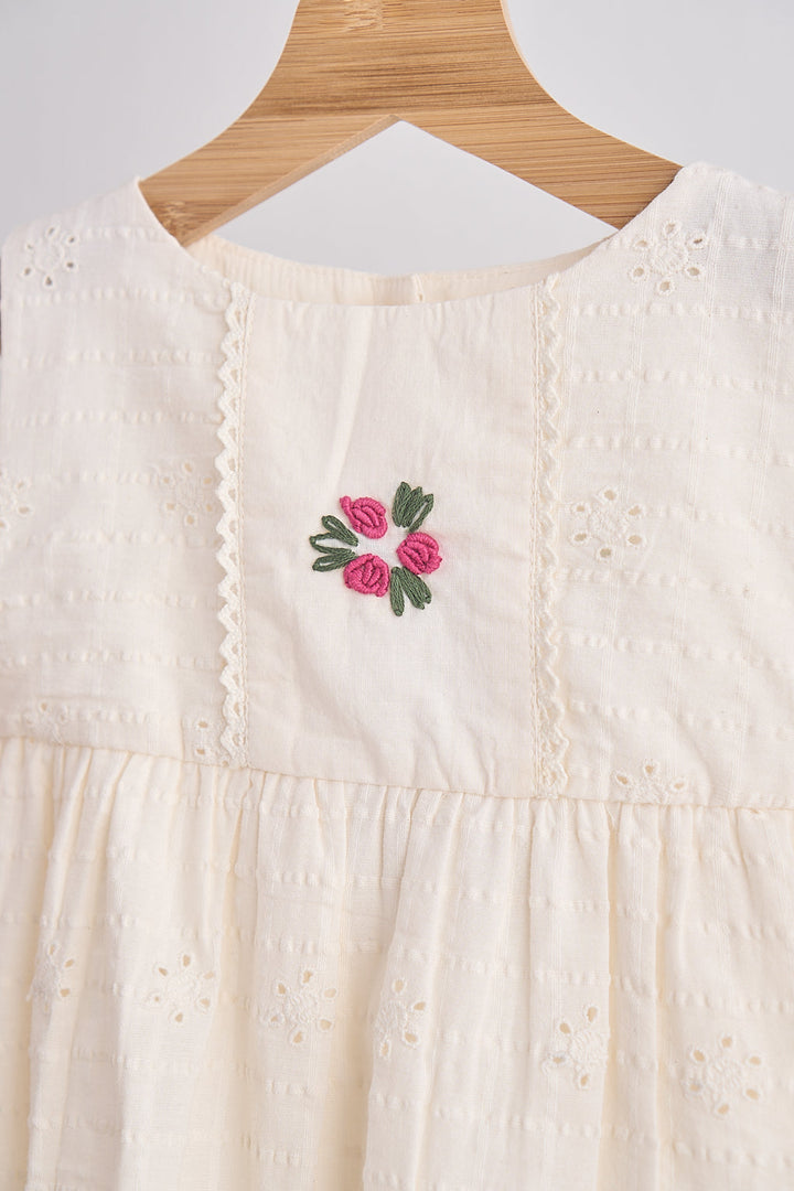 White Hand Embroidery Lace Dress