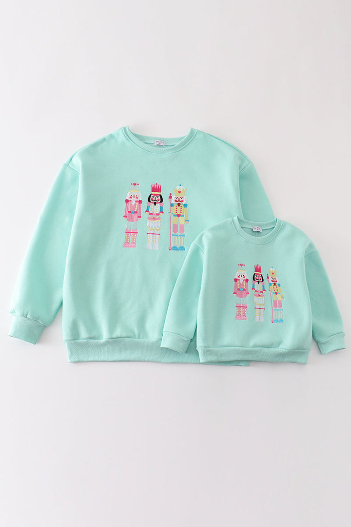 Mint Nutcracker Embroidery Mom&me Fleece Sweatshirt